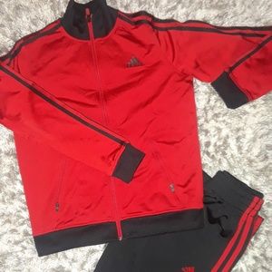 Boys Addidas Sweat Suit